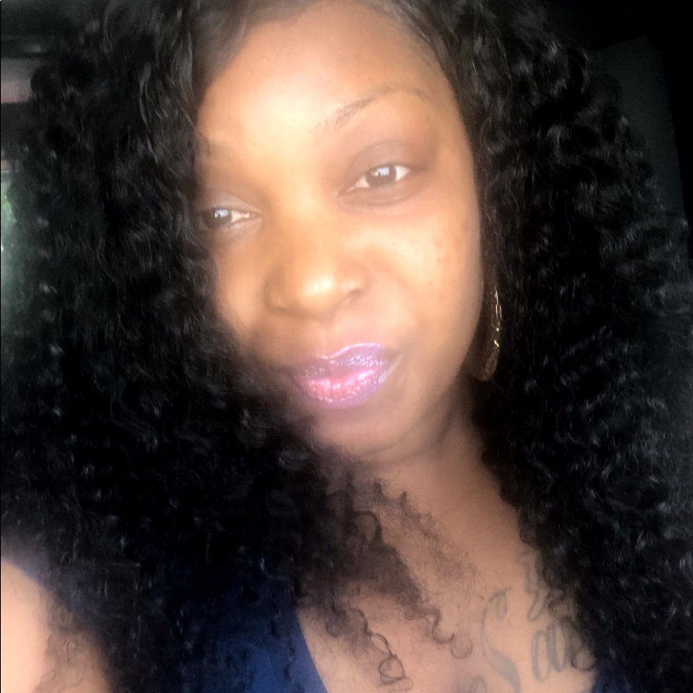 Meet your Posher, Sade